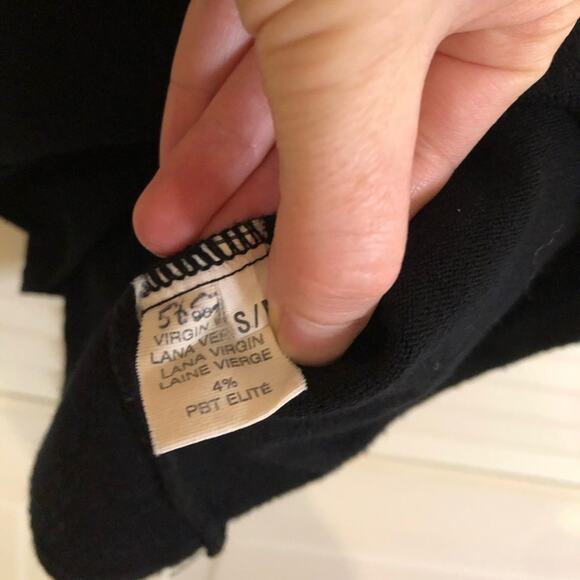 Gatee Black Wool Sleeveless Top with Rhinestones - Picture 7 of 7